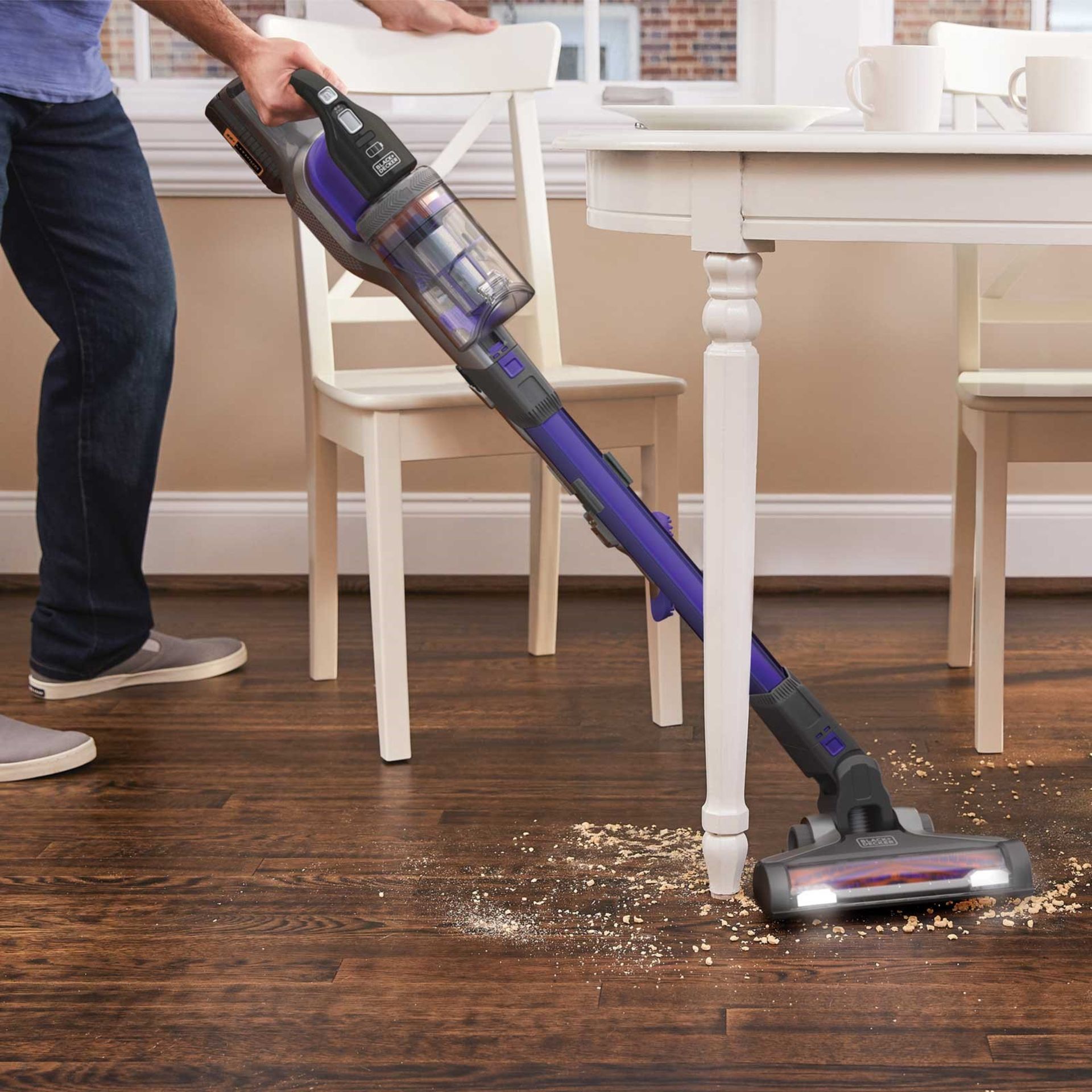 + VAT Grade B ISP £239 - Black + Decker 36v Extension Pet Stick BHFEV362DP-GB Cordless Vacuum - Image 2 of 3