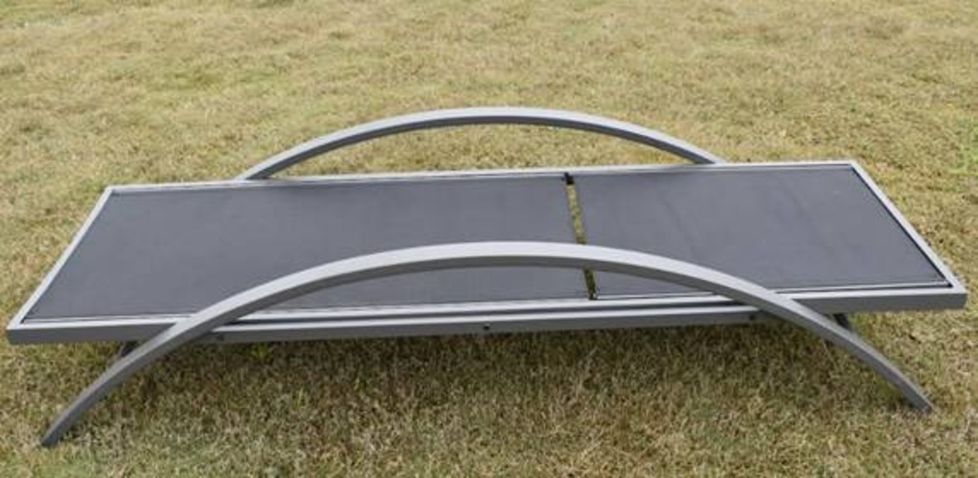 + VAT Brand New Chelsea Garden Company Grey Aluminium Frame Sunlounger - Dark Grey Fabric - 195 x - Image 4 of 5