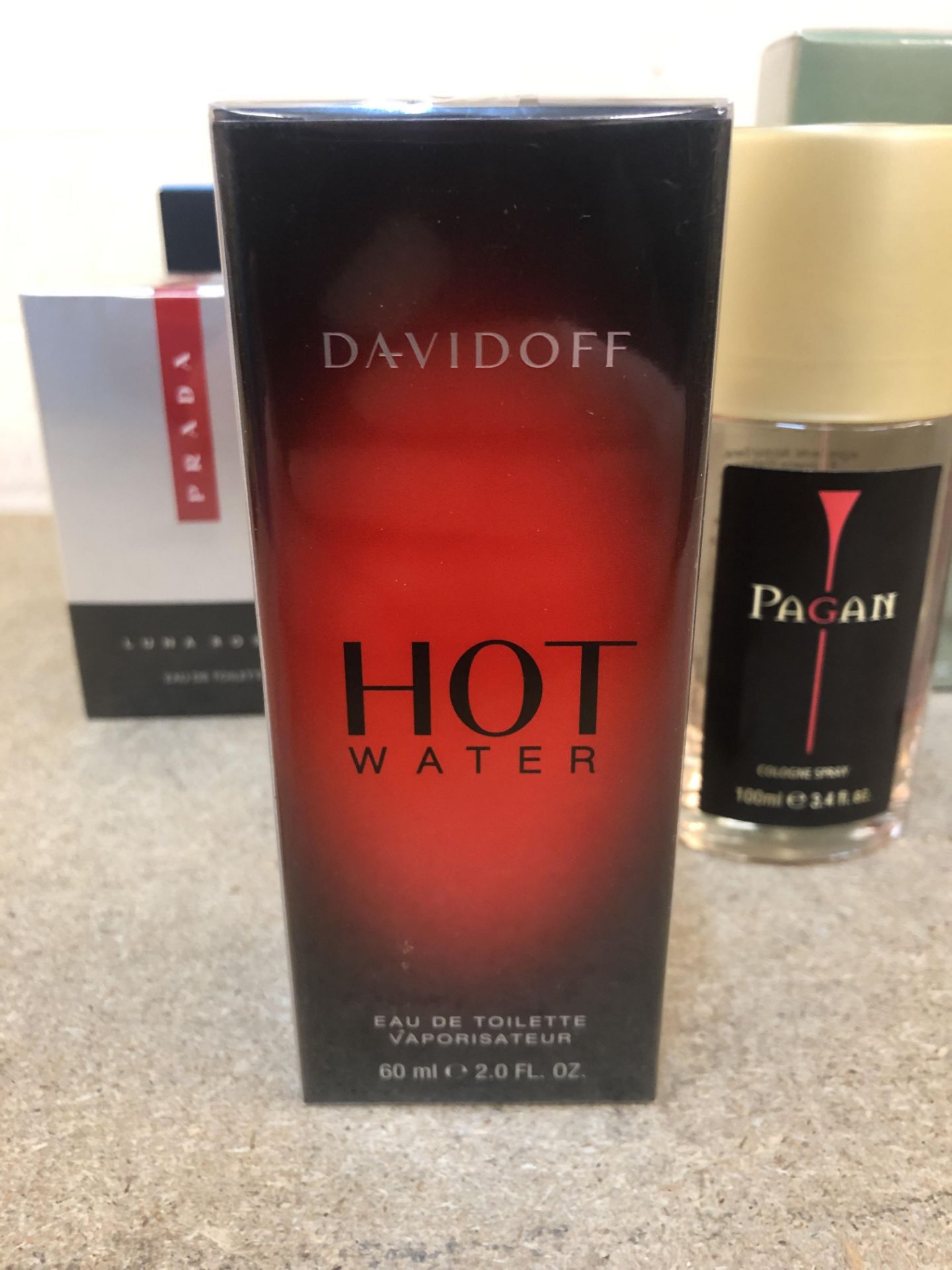 + VAT Brand New Davidoff Hotwater (M) 60ml EDT Spray