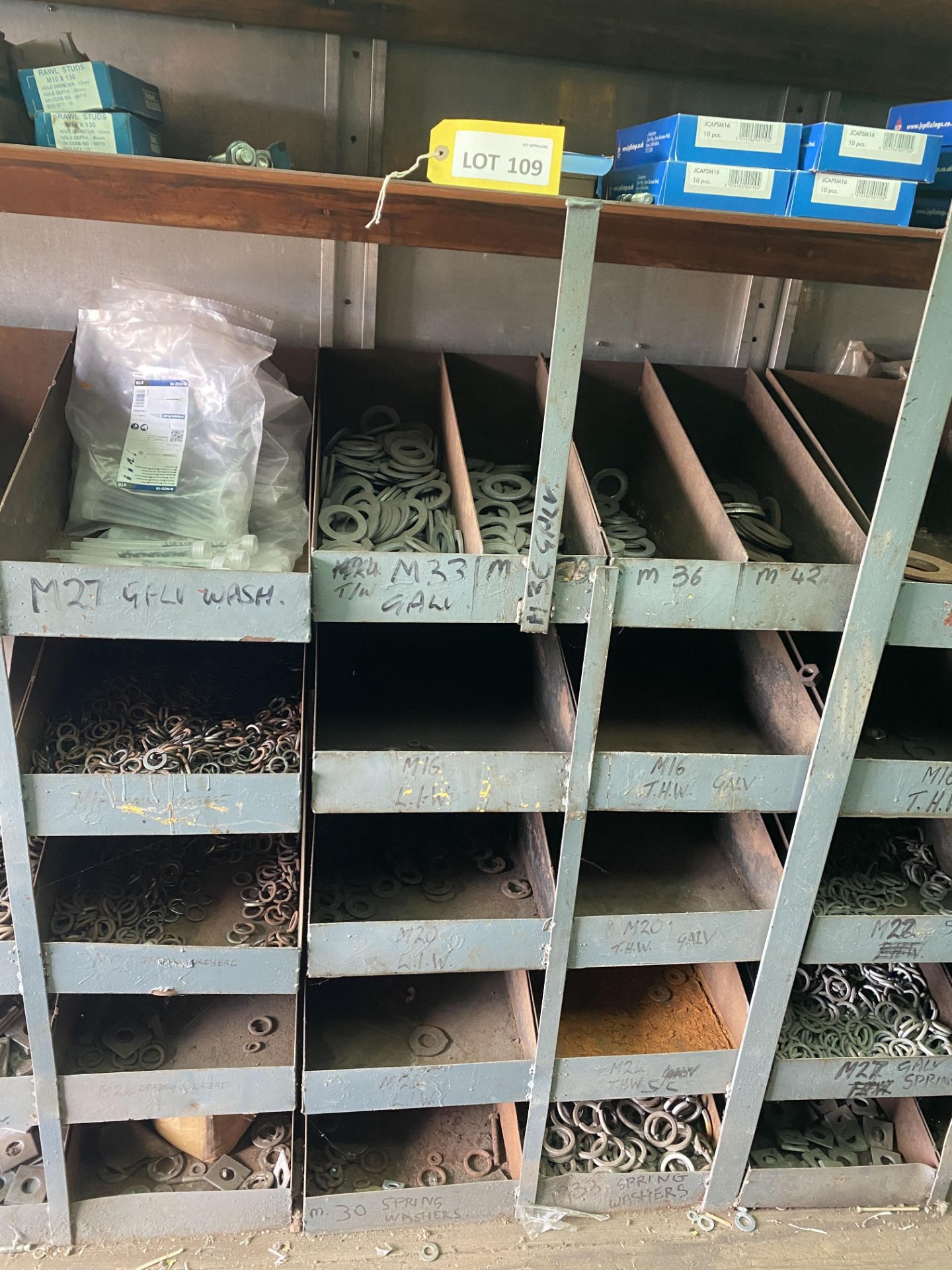 Contents of lorry body store as lotted, including: Rawplugs, R-bolts, U-bolts, R-studs, through - Image 6 of 14