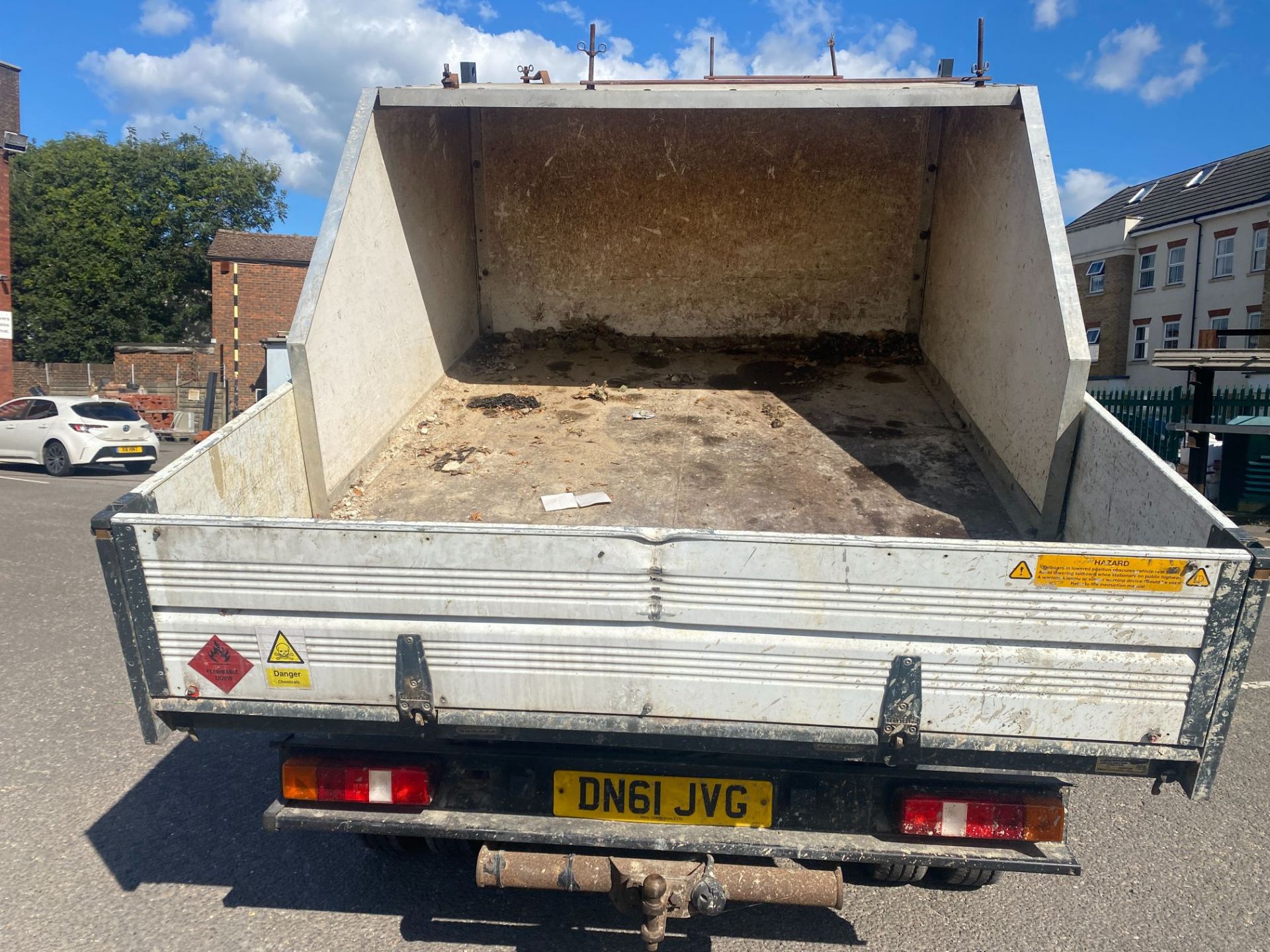 Ford Transit 115 T350L double cab RWD tipper truck; date of registration: 31.1.2012, registration - Image 3 of 21