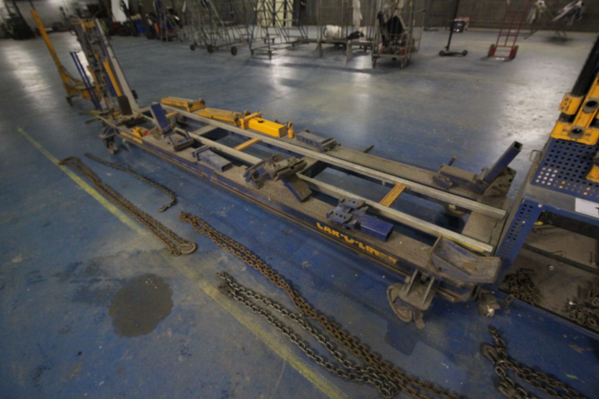 CAR-O-LINER VEHICLE BODY PULLING JIG, SERIAL NO. 1310100000, INCLUDING 4-WHEEL, HEAVY METAL FRAME, - Image 3 of 6