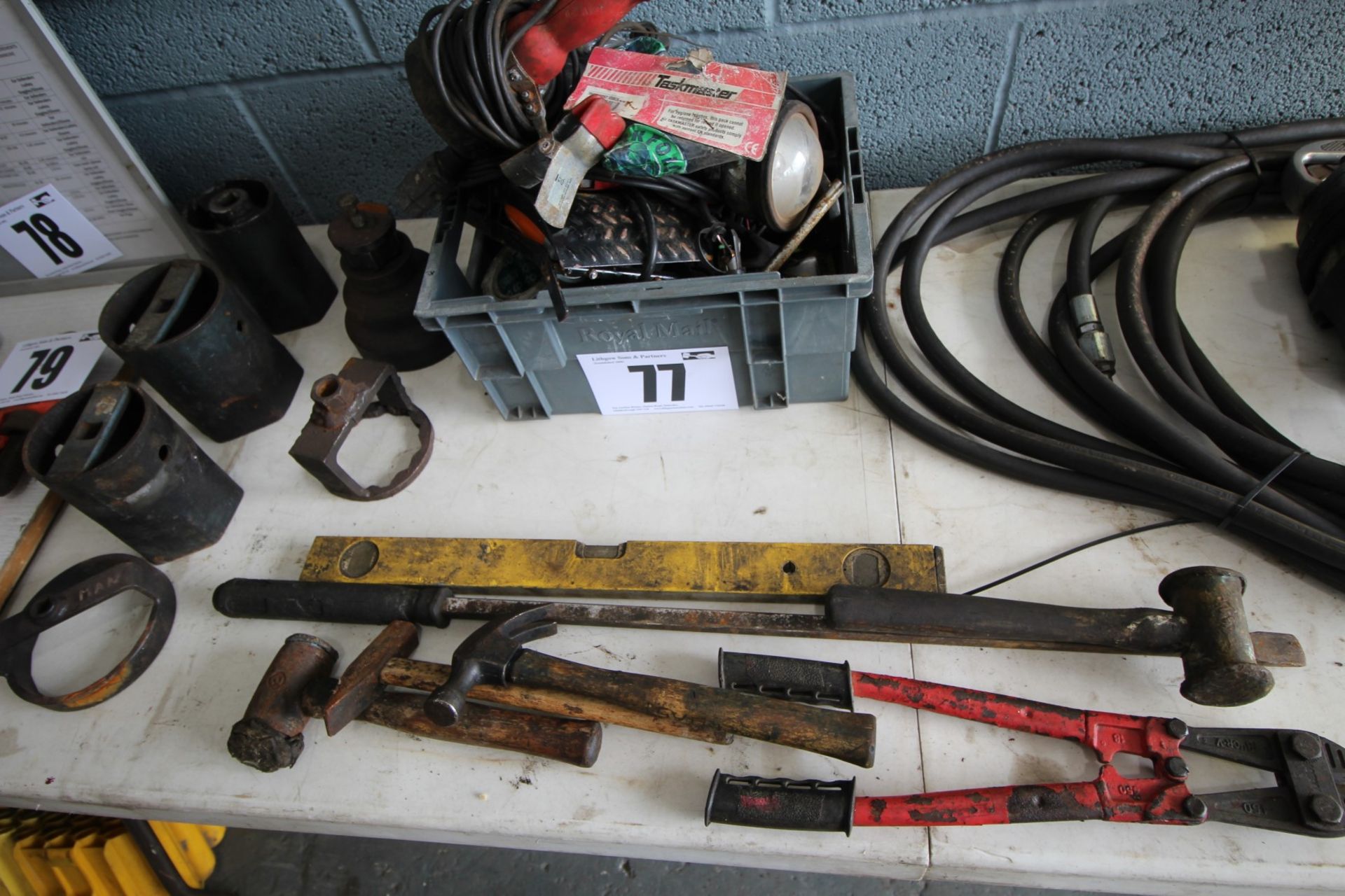 REMAINDER ON TABLE INC. OVERSIZE SOCKETS, INSPECTION LIGHTS, HAMMERS & HAND TOOLS