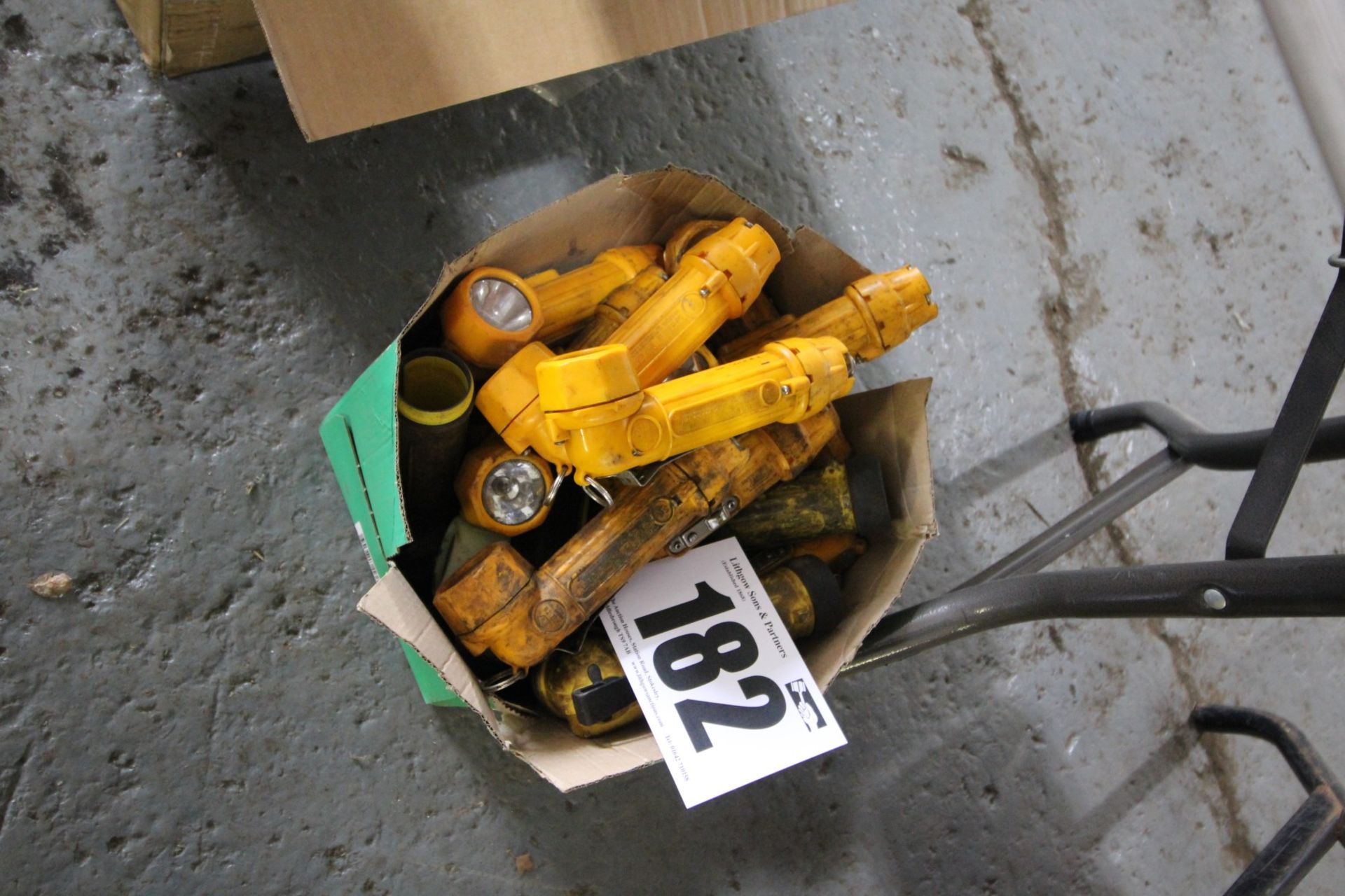 BOX OF SAFETY TORCHES