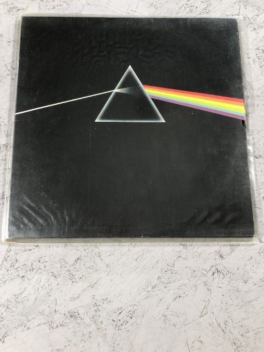 Five Pink Floyd albums to include Dark Side of the Moon, The Wall, Animals etc - Image 2 of 6