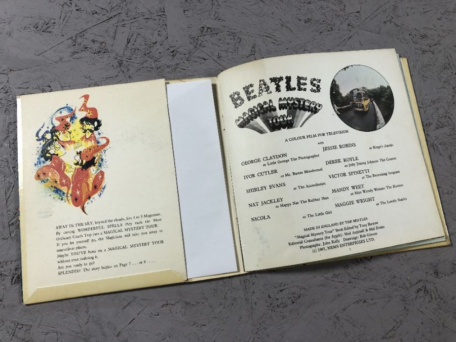 The Beatles "Magical Mystery Tour" EP. UK original mono pressing on the Parlophone label MMT 1. - Image 2 of 4