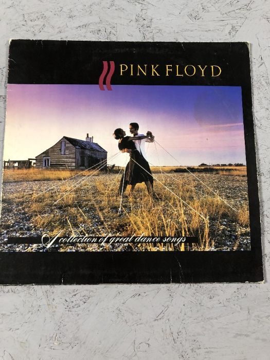 8 Pink Floyd albums to include Relics, The Wall, A Nice Pair (with W.R. Phang piucture to sleeve) - Image 9 of 9