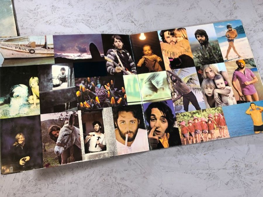 17 The Beatles Solo LPs/12" including: George Harrison: "Wonderwall Music" (UK Apple orig stereo - Image 37 of 42