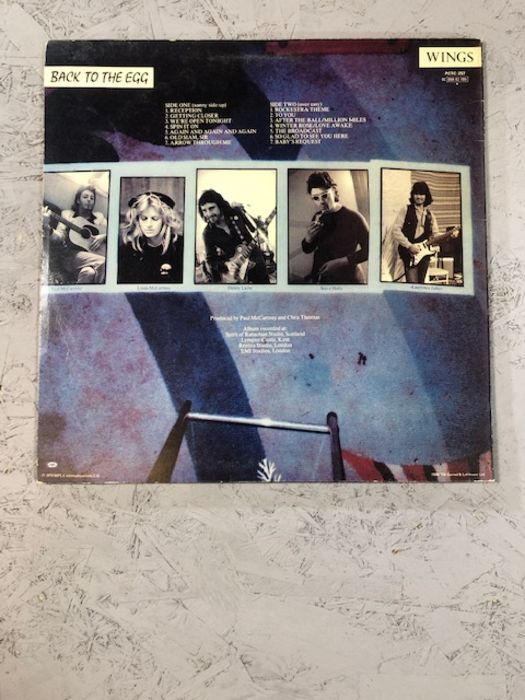 17 The Beatles Solo LPs/12" including: George Harrison: "Wonderwall Music" (UK Apple orig stereo - Image 42 of 42