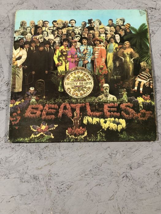 Nine Beatles albums to include Sergeant Pepper (mono and stereo), Hard Days Night, Meet the - Image 7 of 10