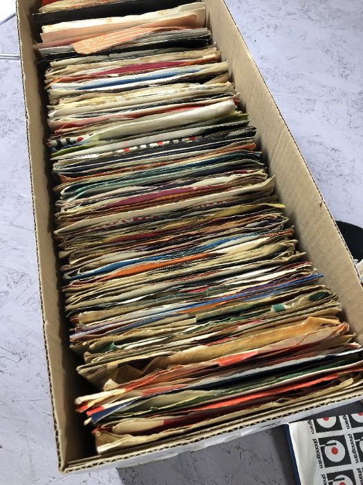 Box of approx 150 miscellaneous 7" singles mostly 60s & 70s. - Image 3 of 4