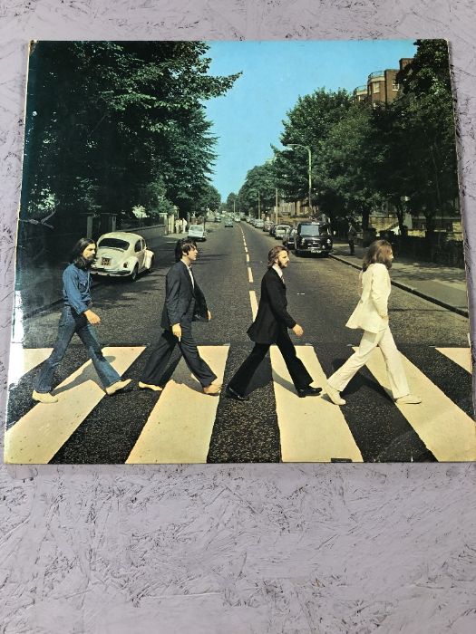 The Beatles: 13 LPs including: "Yellow Submarine" (UK orig Apple stereo PCS 7070), "Abbey Road", " - Image 8 of 16