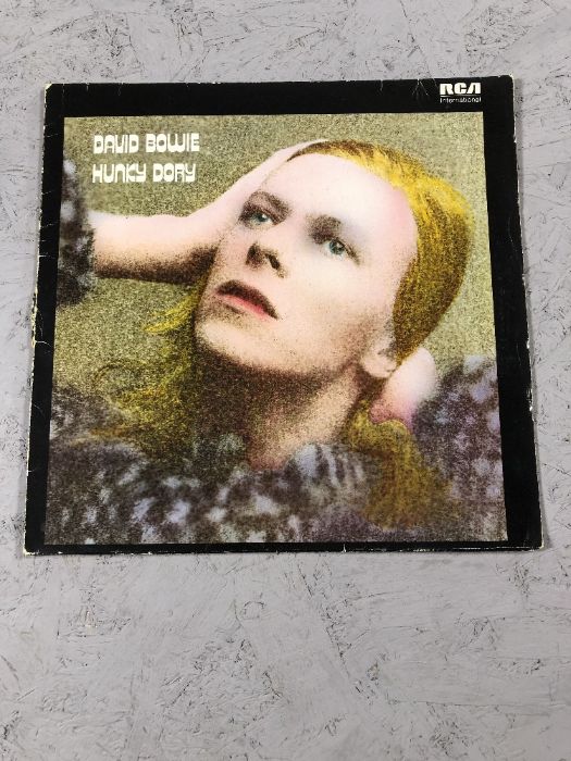 Five David Bowie LPs to include Diamond Dogs, Hunky Dory, Ziggy Stardust, Space Oddity (with - Image 3 of 6