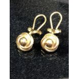 Pair of 9ct Gold earrings (approx 3.1g)