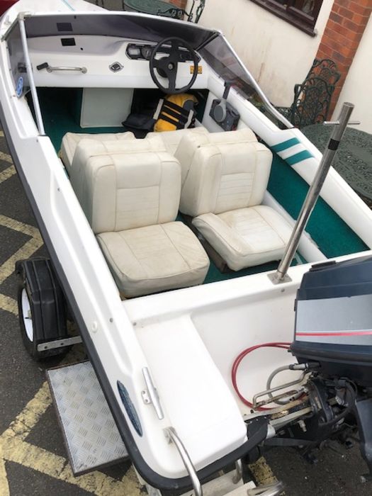 Speedboat: A Black Max Fletcher Speed boat on a road/ launch trailer with a YAMAHA 60HP outboard - Image 13 of 18