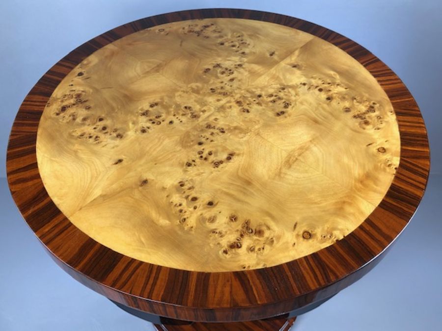 Art Deco style circular occasional table in highly polished finish, approx 60cm x 60cm - Bild 3 aus 4