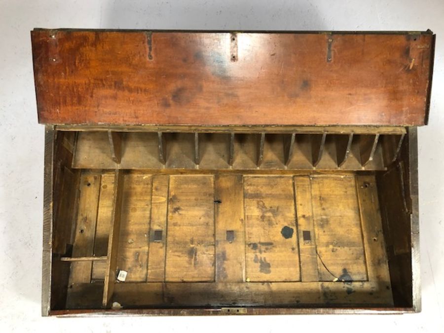 Large oak double hinged writing desk / slope opening to reveal pigeon holes, possibly a brokers / - Image 4 of 5