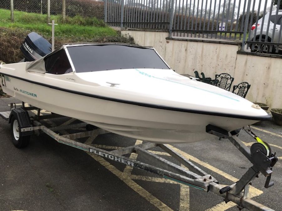 Speedboat: A Black Max Fletcher Speed boat on a road/ launch trailer with a YAMAHA 60HP outboard - Image 5 of 18