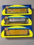 Athearn OO/HO gauge Union Pacific rolling stock: 74815, 72487, 87358