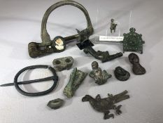 Collection of artefacts, circa 14 pieces, of varying ages, some possibly metal detecting finds,