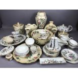 Collection of Aynsley 'Pembroke' pattern dinner and tea ware, approx 39 pieces