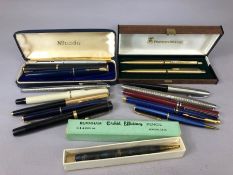 Good Collection of vintage fountain pens to include Parker, PaperMate also pencils, De La Rue & Co