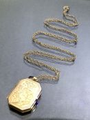 9ct Gold Locket on a fine link 9ct Gold chain approx 50cm in length and total weight approx 3g