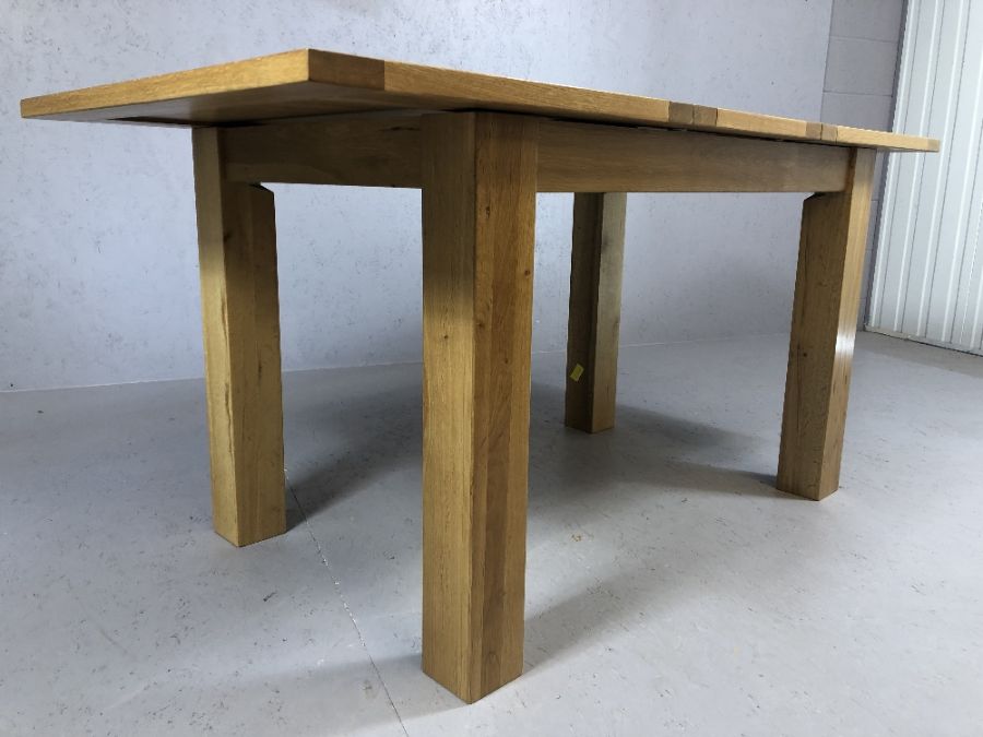 Good modern oak extending dining table, approx 120cm x 80cm x 77cm tall (approx 160cm in length - Image 4 of 4