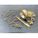 9ct Gold items to include a brooch, Gold ring etc approx 12g