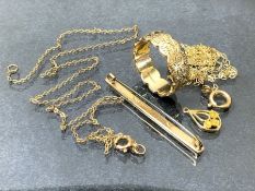 9ct Gold items to include a brooch, Gold ring etc approx 12g