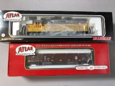 ATLAS HO Trainman GP39-2 Ph1 Locomotive and ATLAS Thrall 2743 gondola