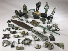 Good collection of artefacts, circa 35 pieces, of varying ages, some possibly metal detecting finds,
