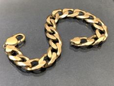 9ct Gold curb link bracelet approx 21cm and 37.1g