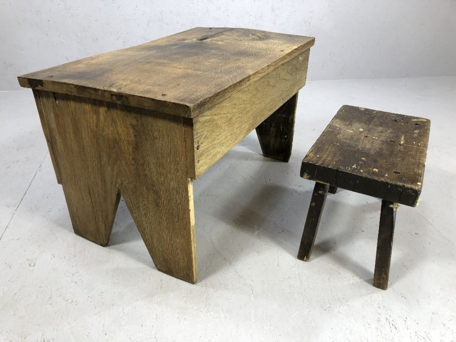 Two rustic vintage tables or stools - Image 4 of 4