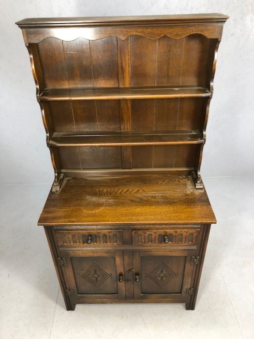 Oak linen fold dresser, drawers and cupboard under, shelves above, approx 92cm x 43cm x 174cm - Image 2 of 4