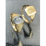 Two 9ct Gold signet rings total weight approx 5.5g