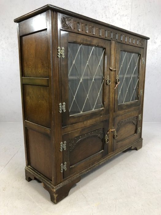 Oak carved sideboard with glazed and leaded doors and cupboard under - Image 4 of 4