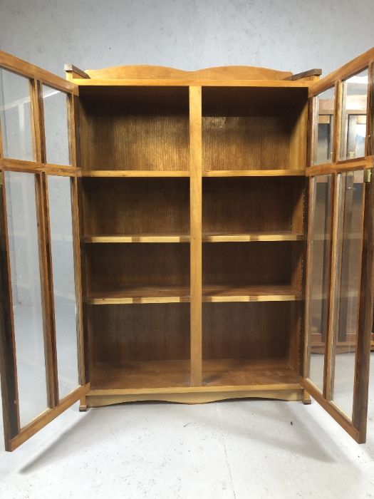 Pair of glass-fronted bookshelves / cabinets, each approx 81cm x 26cm x 118cm tall - Image 2 of 5