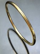 9ct Gold Bangle approx 75mm in diameter and 16g