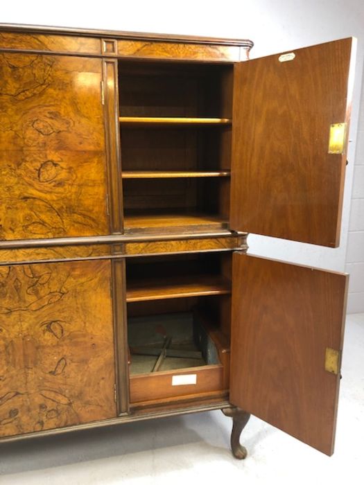 Large walnut drinks cabinet by maker S. &. H. Jewell, London, with three cupboards over and three - Image 4 of 6