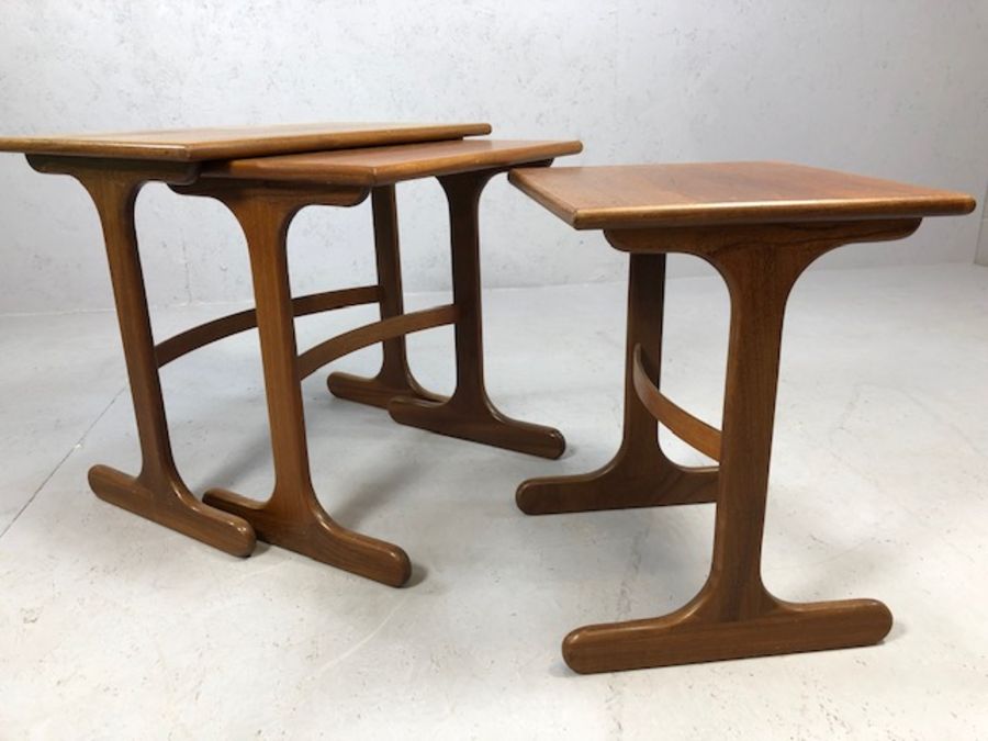 Mid century G-Plan nest of three tables - Image 4 of 4