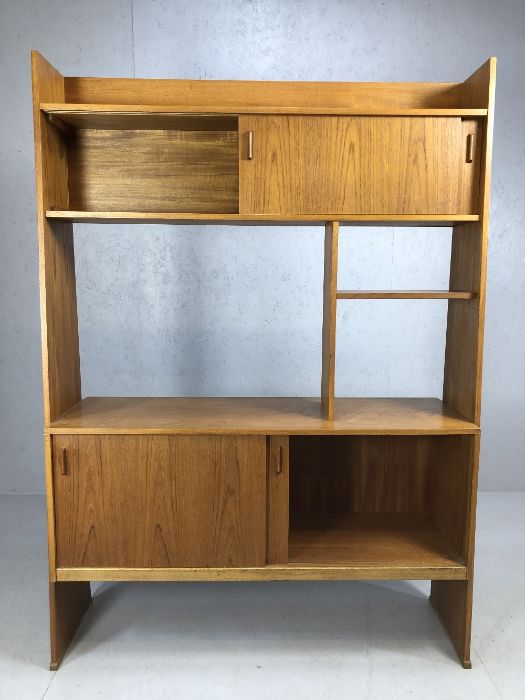 Mid Century wall unit with cupboards and shelves, approx 120cm x 25cm x 168cm tall - Image 3 of 6