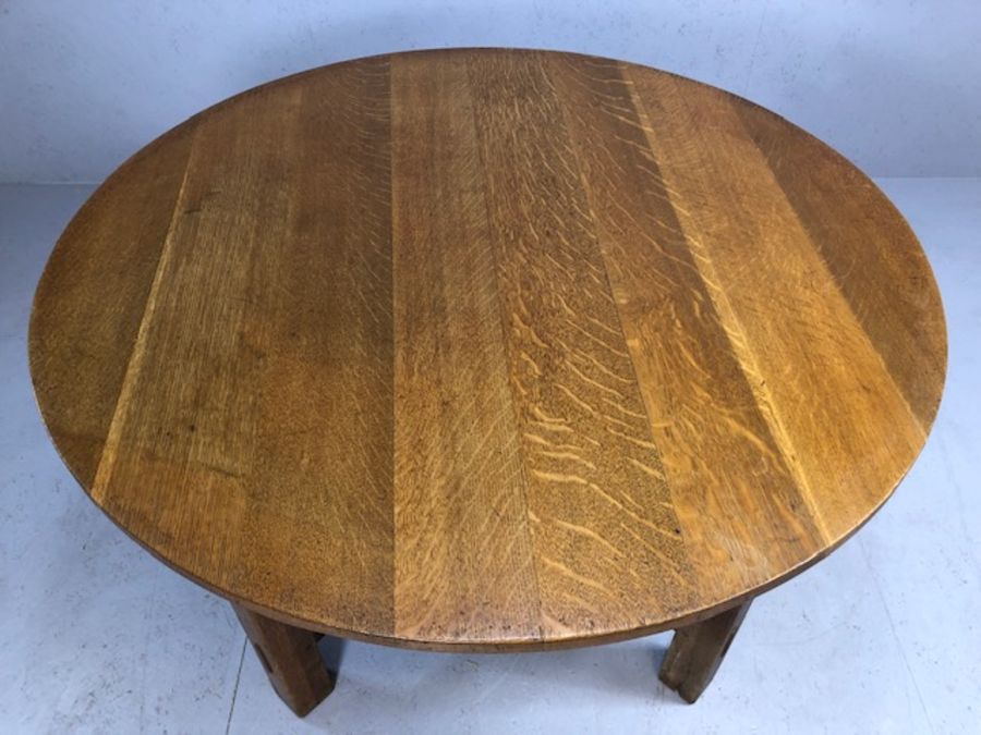 Circular Arts and Crafts heavy oak dining table by STICKLEY BROTHERS with four legs and cross - Image 4 of 5