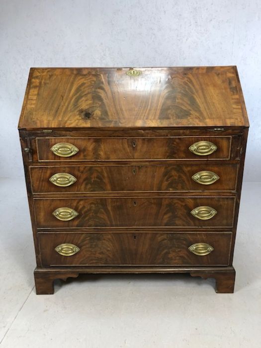 Antique bureau with four drawers and fall front writing slope revealing pigeon holes, approx 92cm - Image 2 of 5