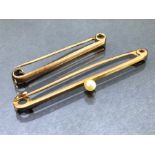 Two 9ct Gold Bar Brooches one set with a Pearl, the largest approx 52mm & total weight 3.8g