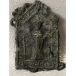 Pewter badge, approx 4.5cm in height, depicting the image of a figure, possibly medieval or pilgrim,