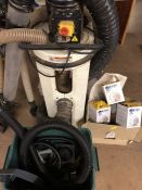 Axminster Tools dust extractor and accessories