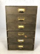 Flight of six vintage drawers in wooden case with brass handles (A/F), approx 26cm x 39cm x 61cm