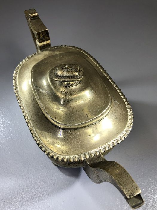 London Hallmarked silver teapot on ball feet by maker Lambert & Co (Herbert Charles Lambert) - Image 3 of 7