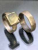 Silver and glass stone finger ring, possibly Medieval, with iridescent square glass set in a